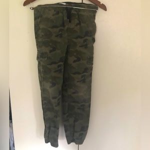 Old navy camo kids drawstrings stretchy waist/pant cuffs